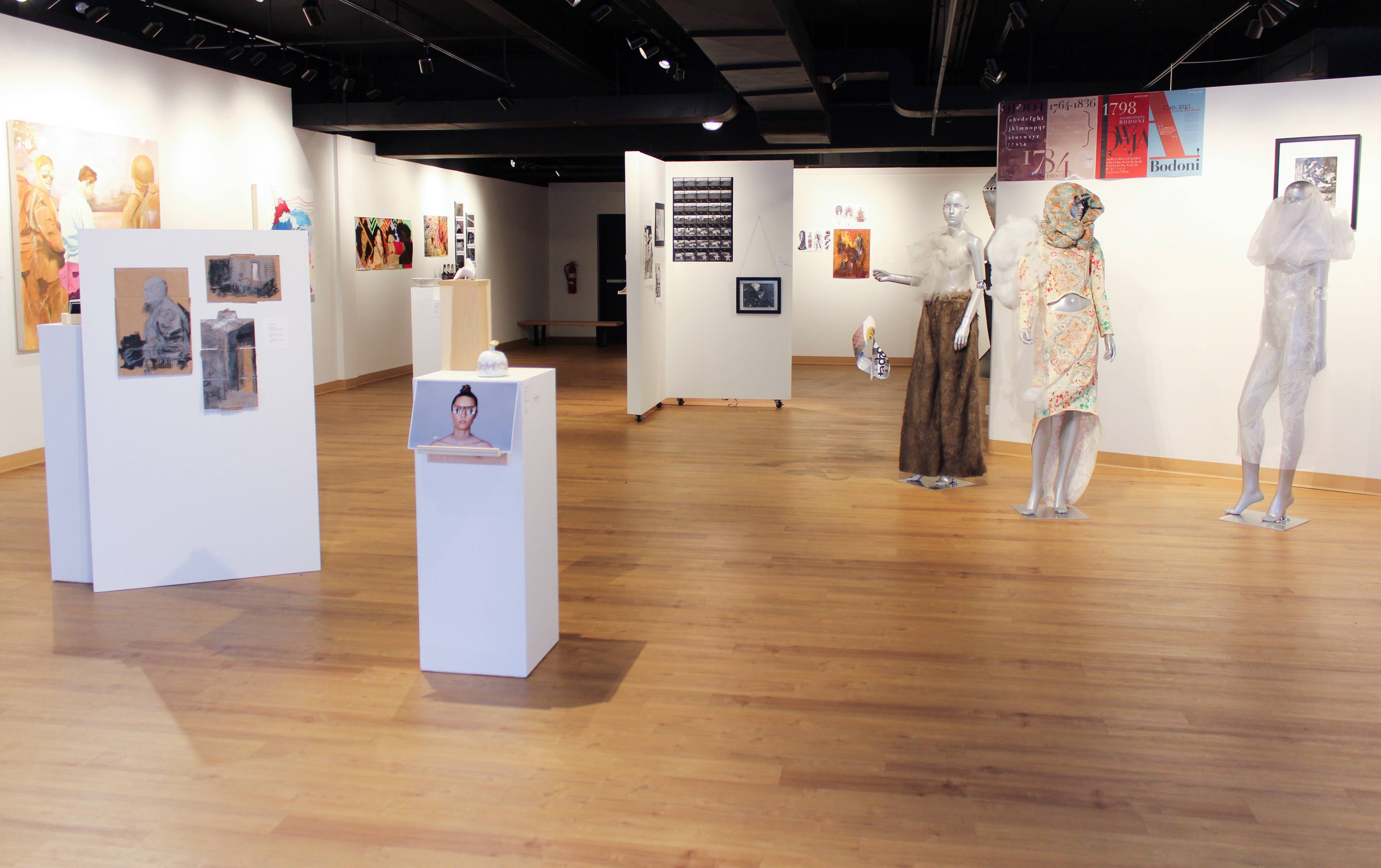 Read more about the article 2018 Undergraduate Juried Exhibition