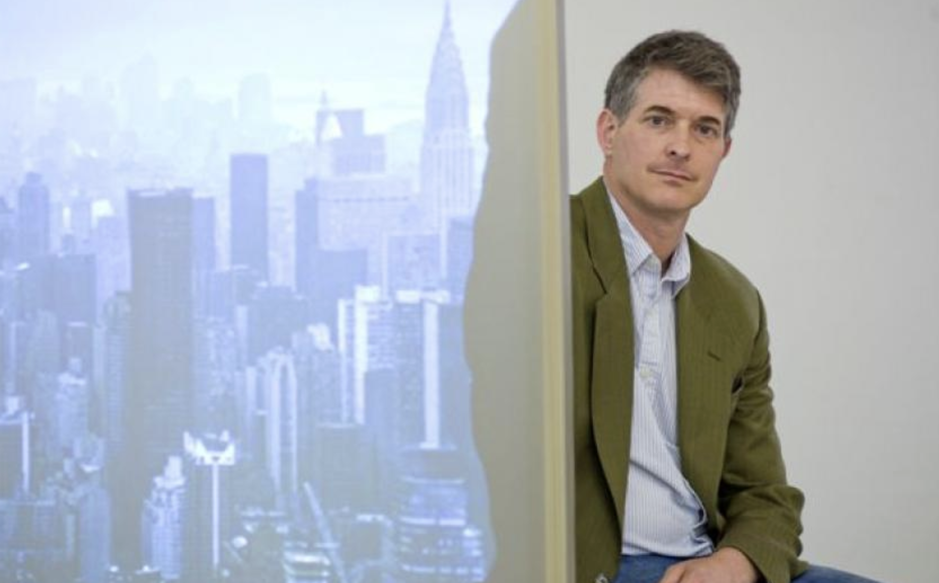 Read more about the article Dan Cameron, 2023 Critic-in-Residence