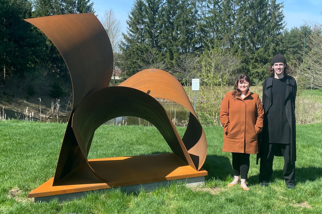 Read more about the article New Sculpture at MSUFCU Headquarters Embodies the Power of Artistic Collaboration