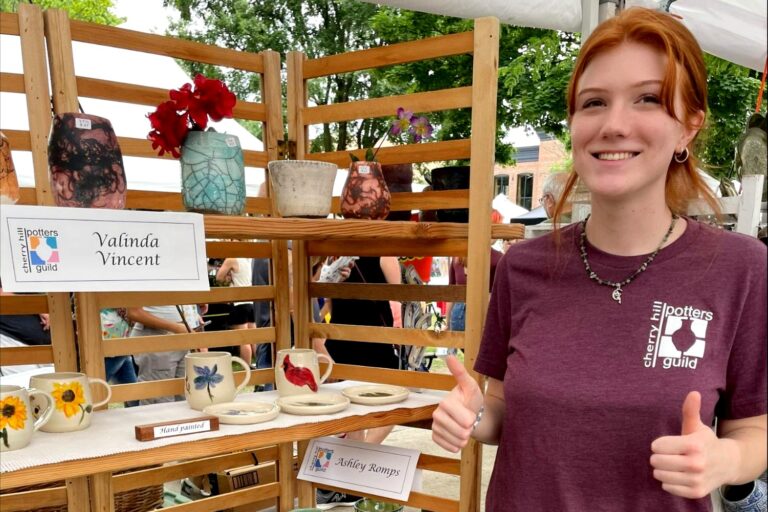 Read more about the article Studio Art Major Gains Experience as a Ceramics Intern