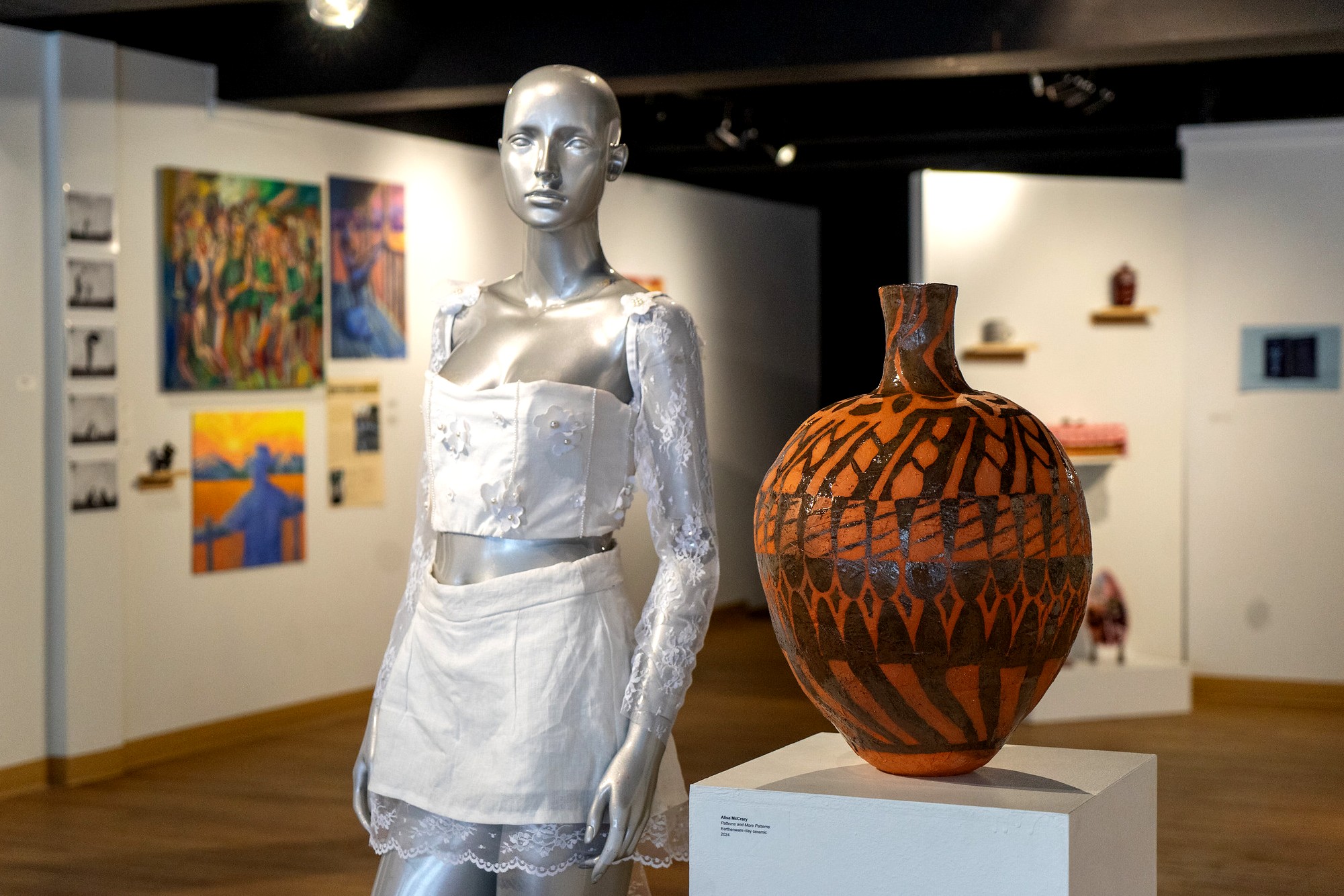 Read more about the article Undergraduate Exhibition at (SCENE) Metrospace Through April 24